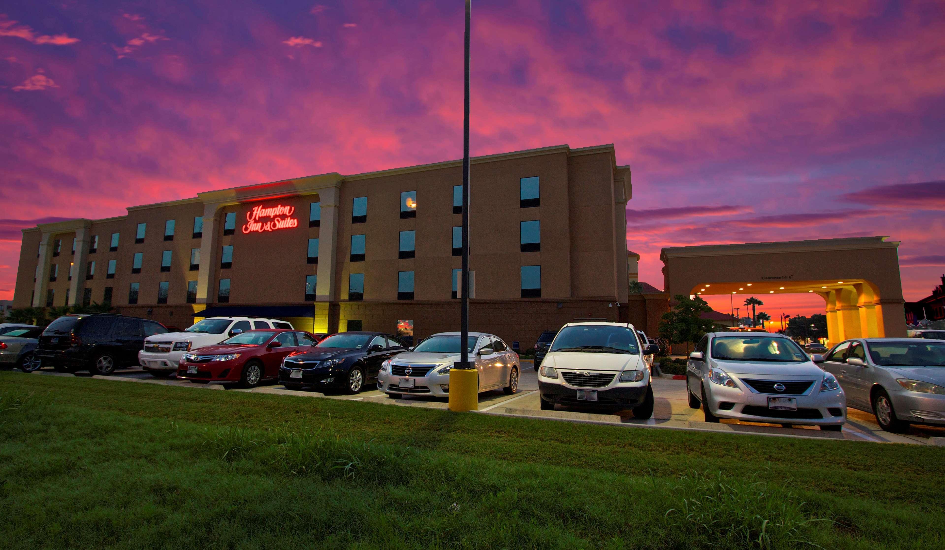 Hampton Inn&suites Hotel 3*