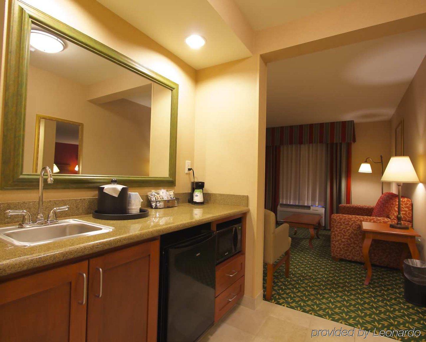 Hampton Inn&suites 3* Tomball