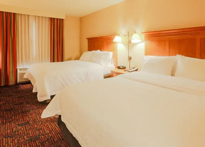 Hampton Inn & Suites Tomball
