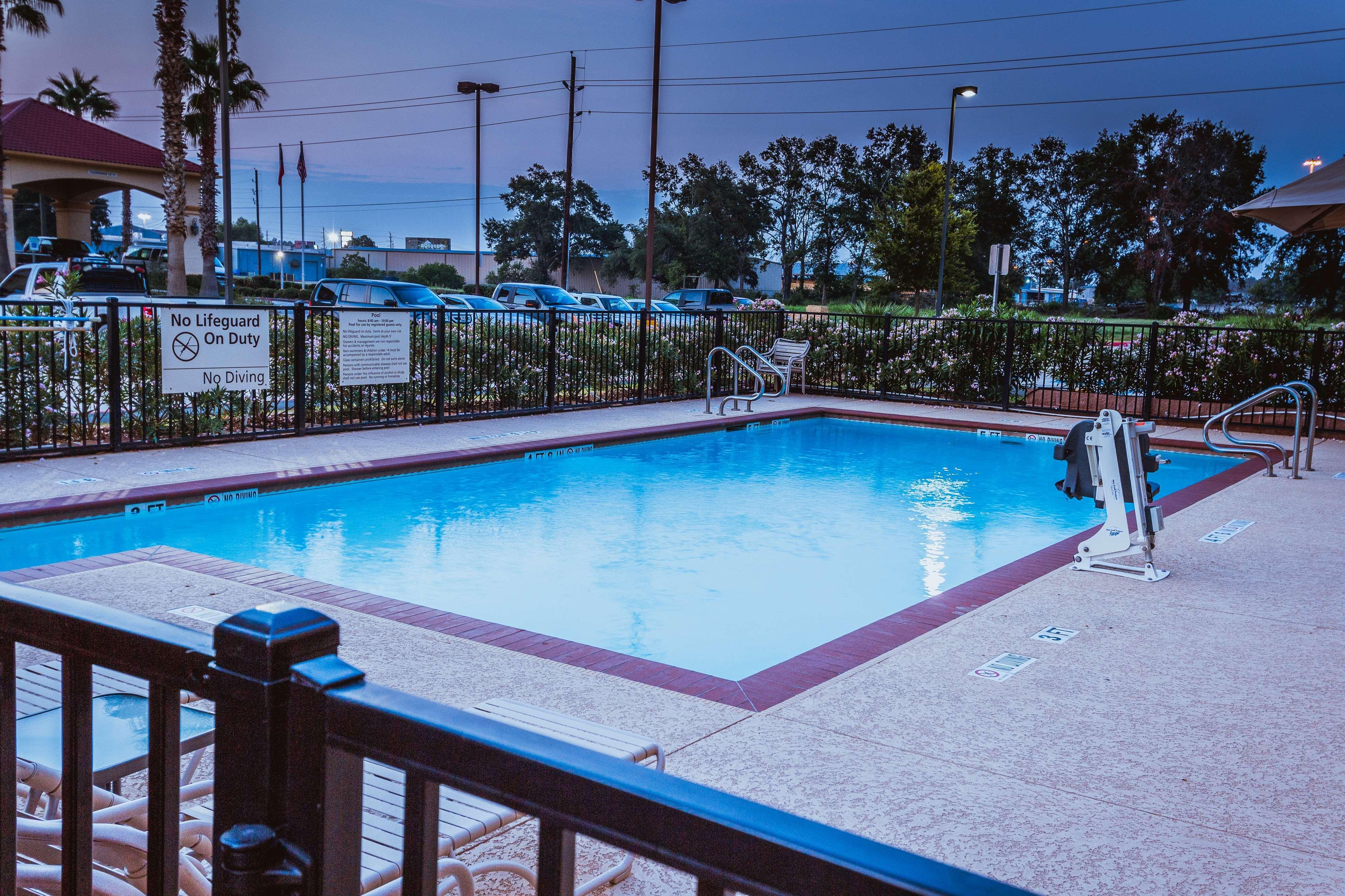 Hampton & By Hilton Houston Nw Hotel