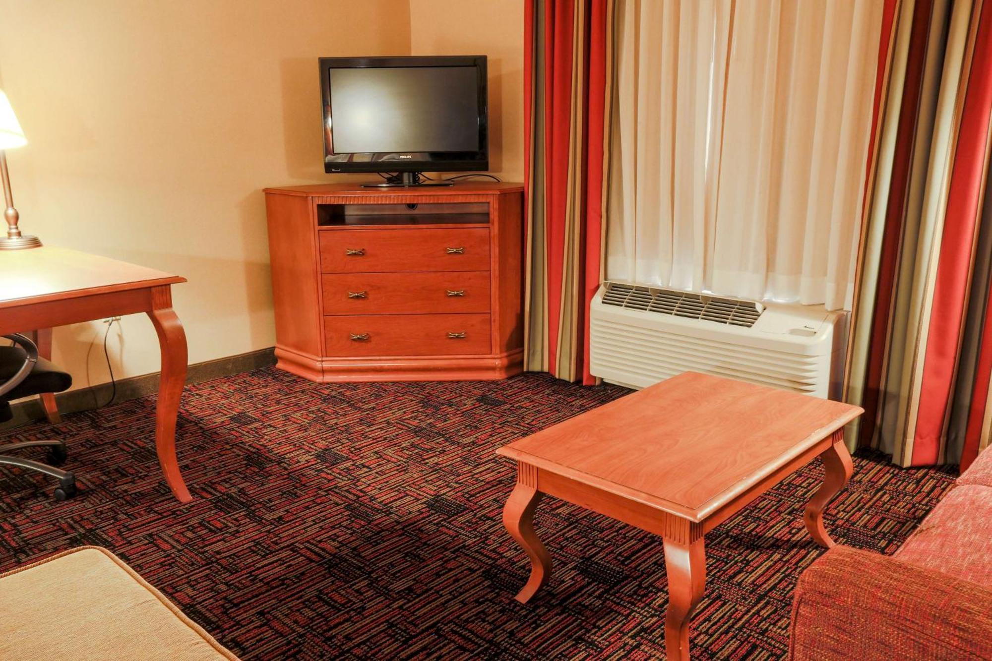 Hampton & By Hilton Houston Nw 3*