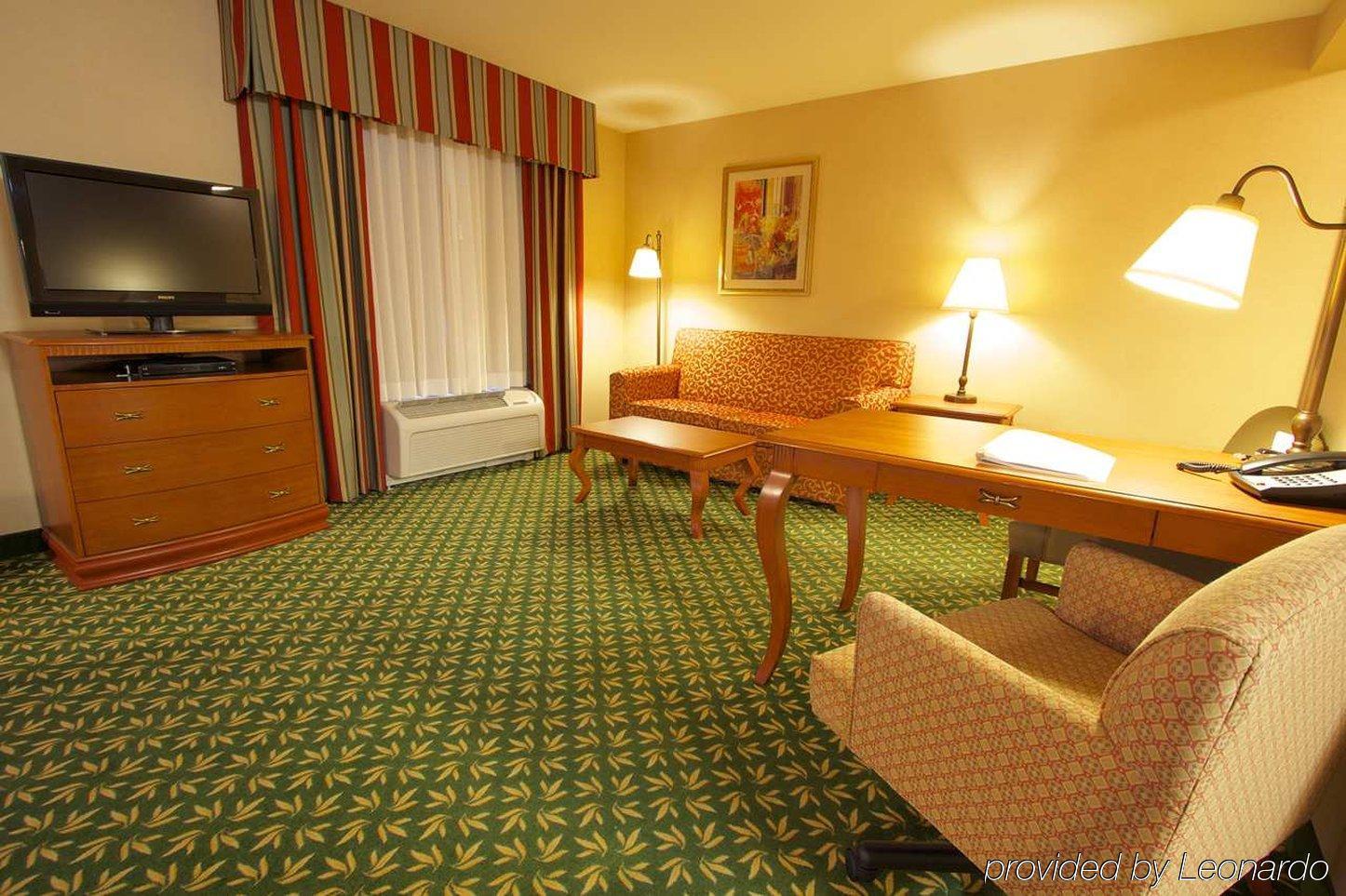Hampton & By Hilton Houston Nw Hotel